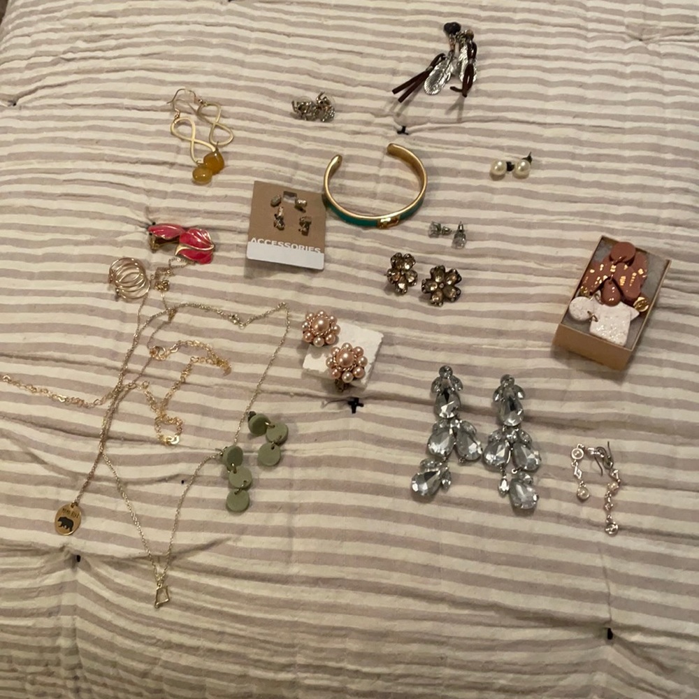 Jewelry Lot